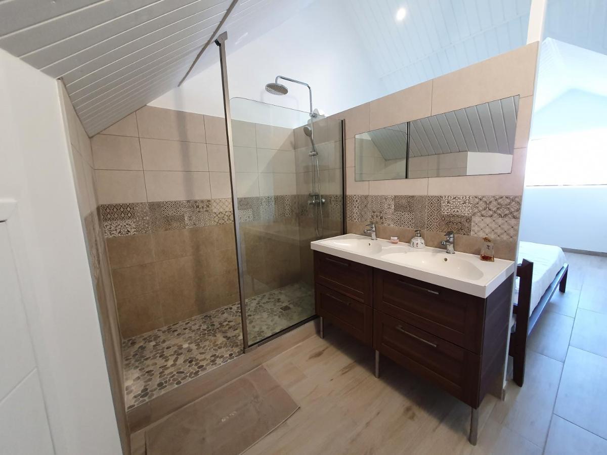 Pinel Superbe Appartement En Residence Vue Mer Cul de Sac Luaran gambar