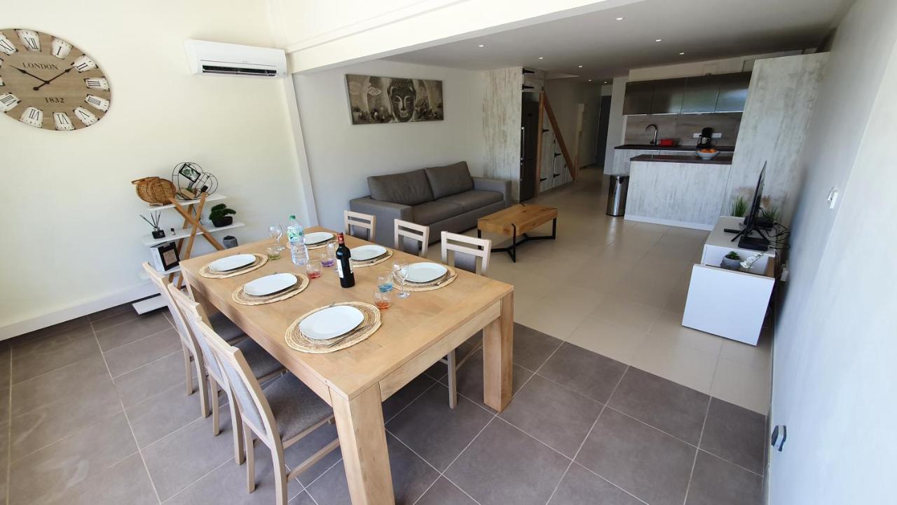 Pinel Superbe Appartement En Residence Vue Mer Cul de Sac Luaran gambar