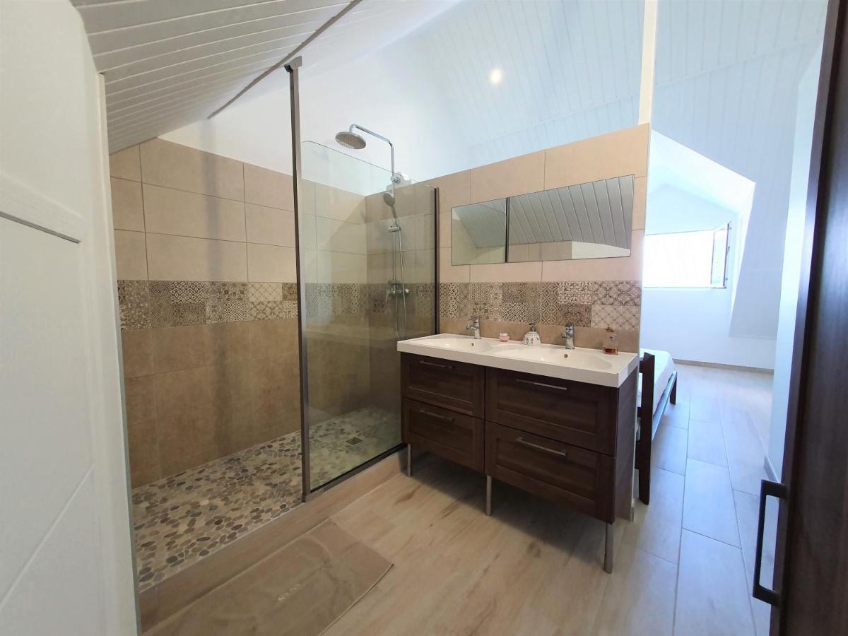 Pinel Superbe Appartement En Residence Vue Mer Cul de Sac Luaran gambar